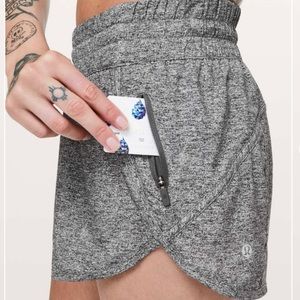 Lululemon Tracker Short V 4”
